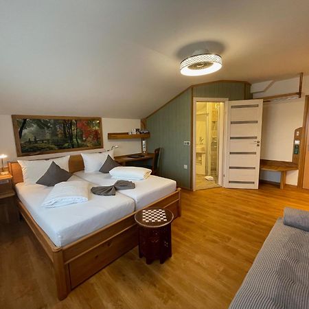Hotel Blumenbach Berlin Bagian luar foto